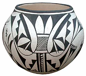 Grace Chino | Acoma Potter | Penfield Gallery of Indian Arts | Albuquerque | New Mexico