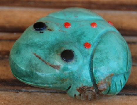 Georgette Quam | Zuni Frog Fetish | Penfield Gallery of Indian Arts | Albuquerque, New Mexico